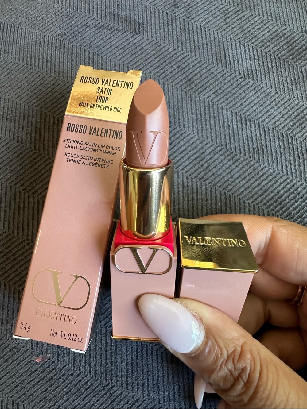 Valentino Rosso Valentino Satin Lipstick — Nude 190R